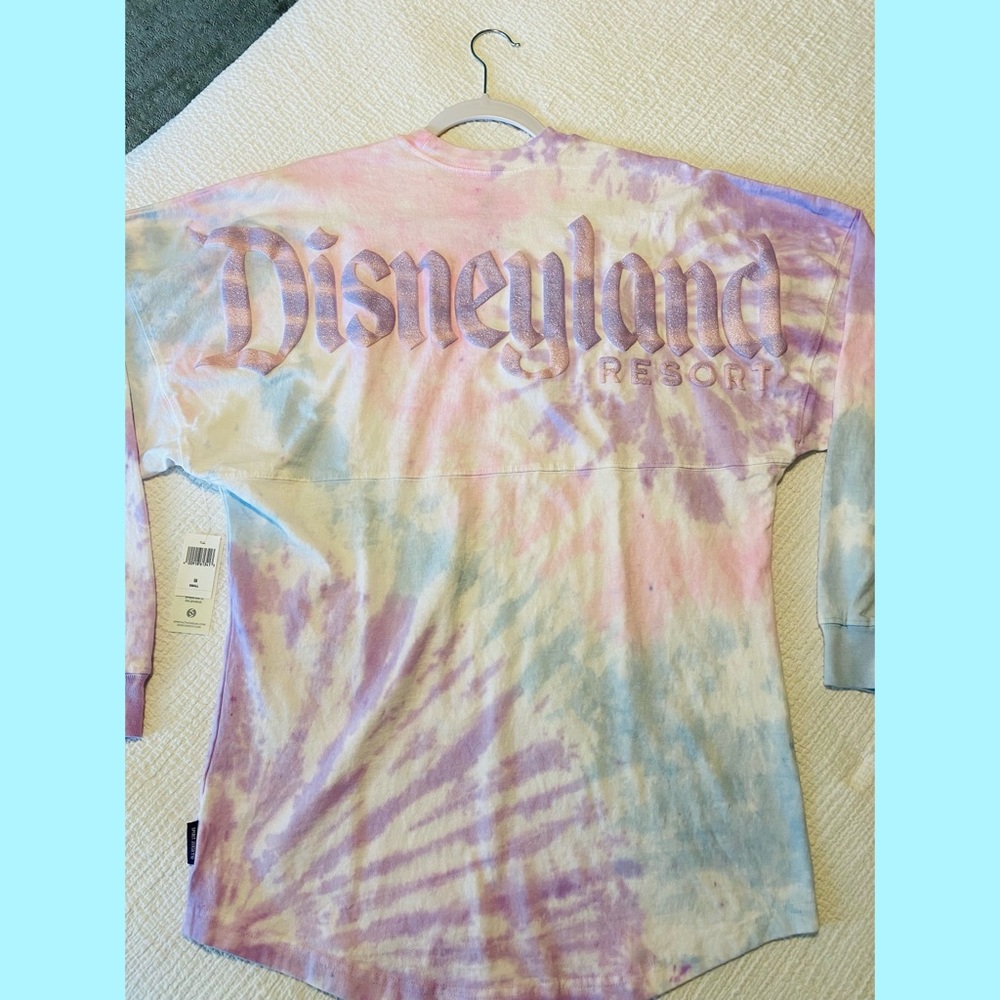 🏰NWT Disney Disneyland Authentic Spirit Jersey🏰